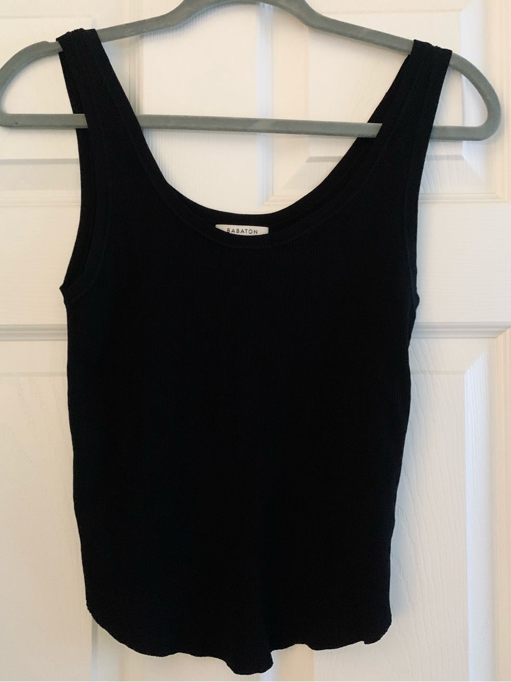 Babaton Black Ribbed Scoop Tank